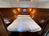 Menorquin 120 - Master Cabin